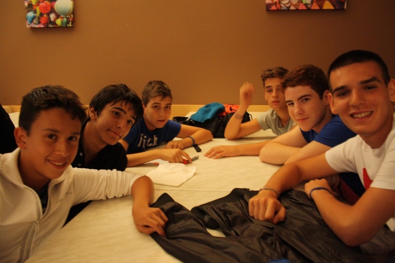 Village Camps International Summer Camp Leysin, Switzerland 2025-08-09 https://www.villagecamps.com/journals_admin/images/689-11-blues (16).jpg